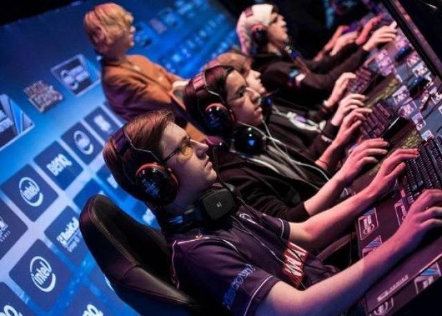 的运动员案 的运动员案