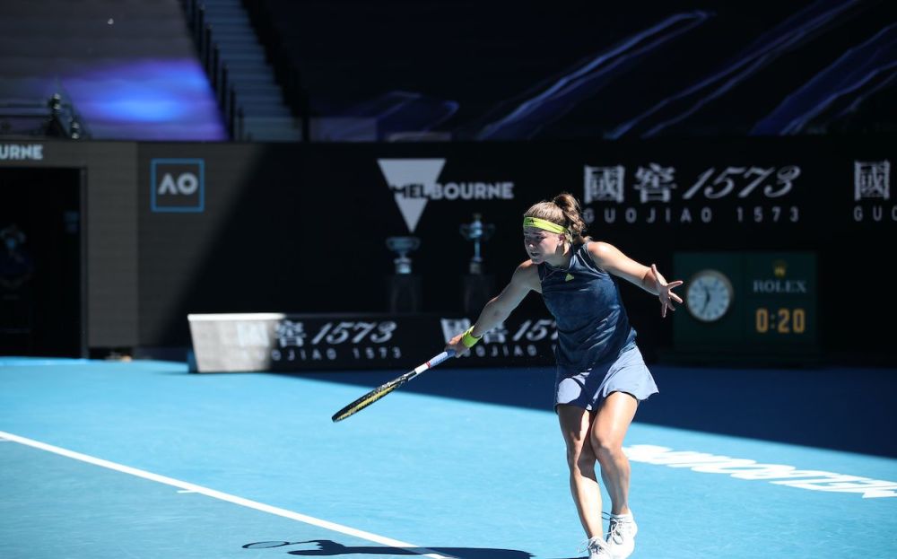 他不断调整 他不断调整