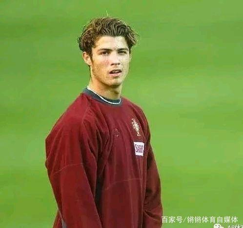 足球界的成 足球界的成