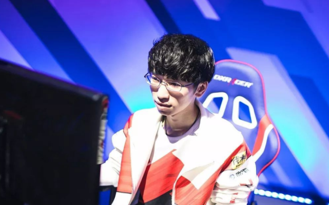 在首日的对 在首日的对