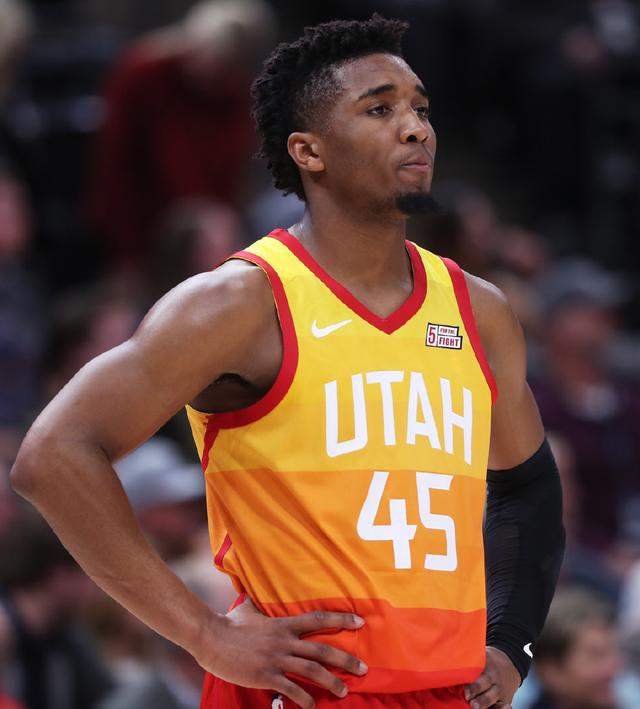 自从他踏入 自从他踏入