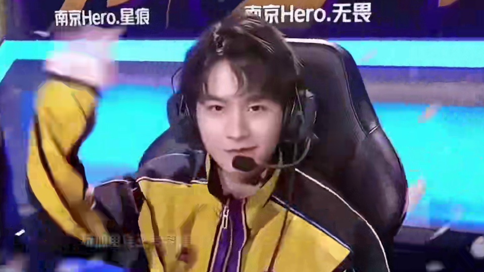 起球队的核 起球队的核